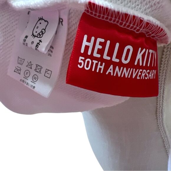 Fig & Viper White  Hello Kitty Pullover Raw Hem Sweater 
Size M - Picture 8 of 11